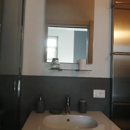 Stanze Ildesco بيت ضيافة