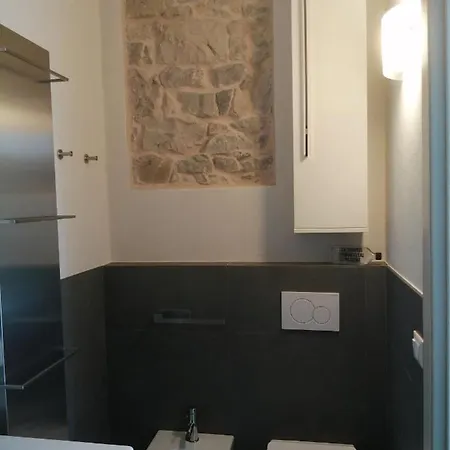 Stanze Ildesco بيت ضيافة