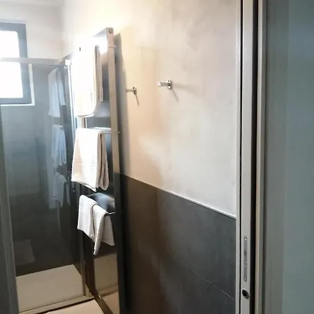 Stanze Ildesco بيت ضيافة بيرغامو