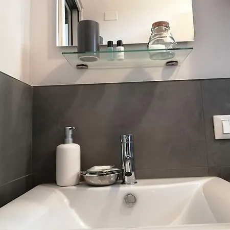 Stanze Ildesco بيت ضيافة بيرغامو